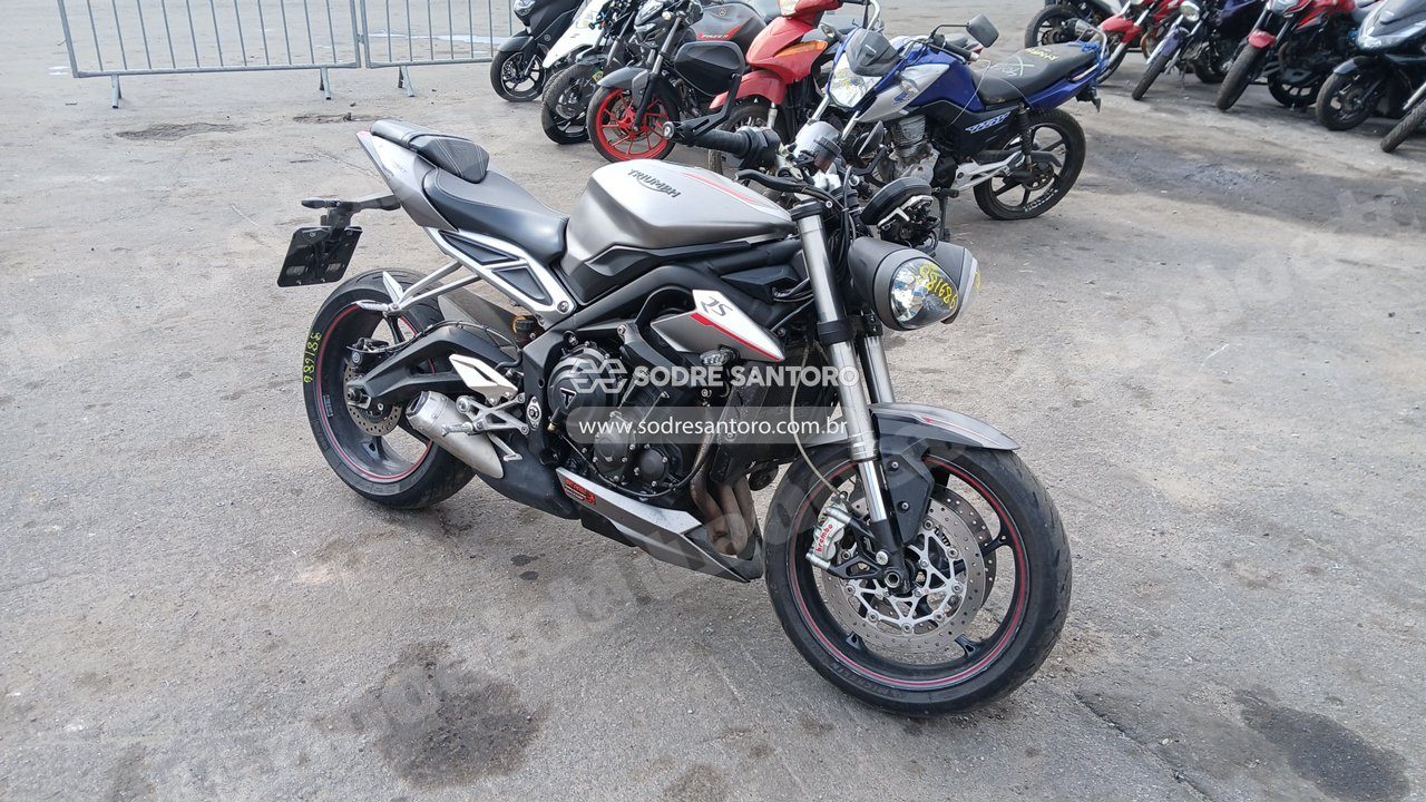 Triumph Street Triple Rs 2018 em leilão em Guarulhos/RS