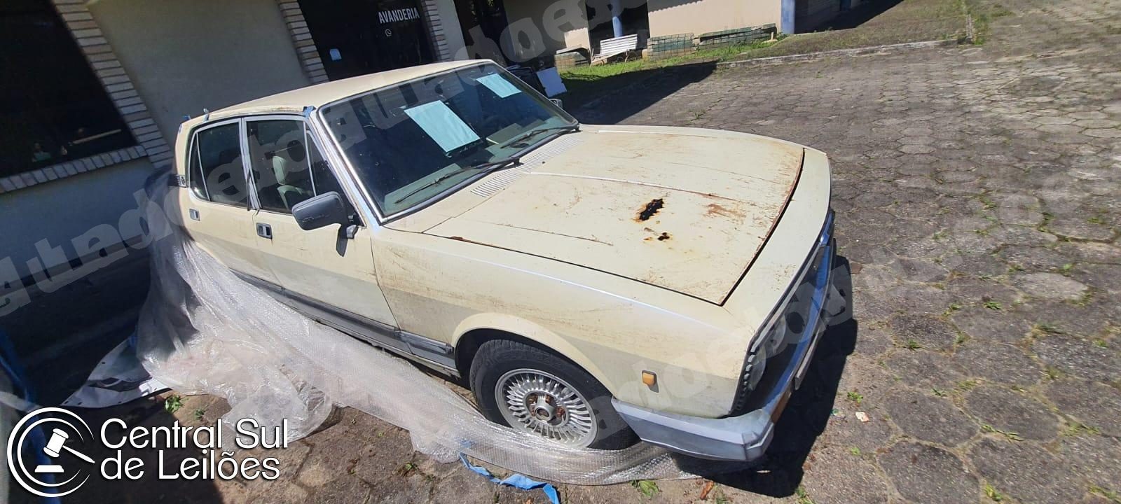 Veiculo em leilao em Florianópolis/SC