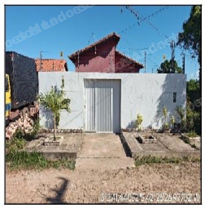 Casa em leilao em Altos/PI