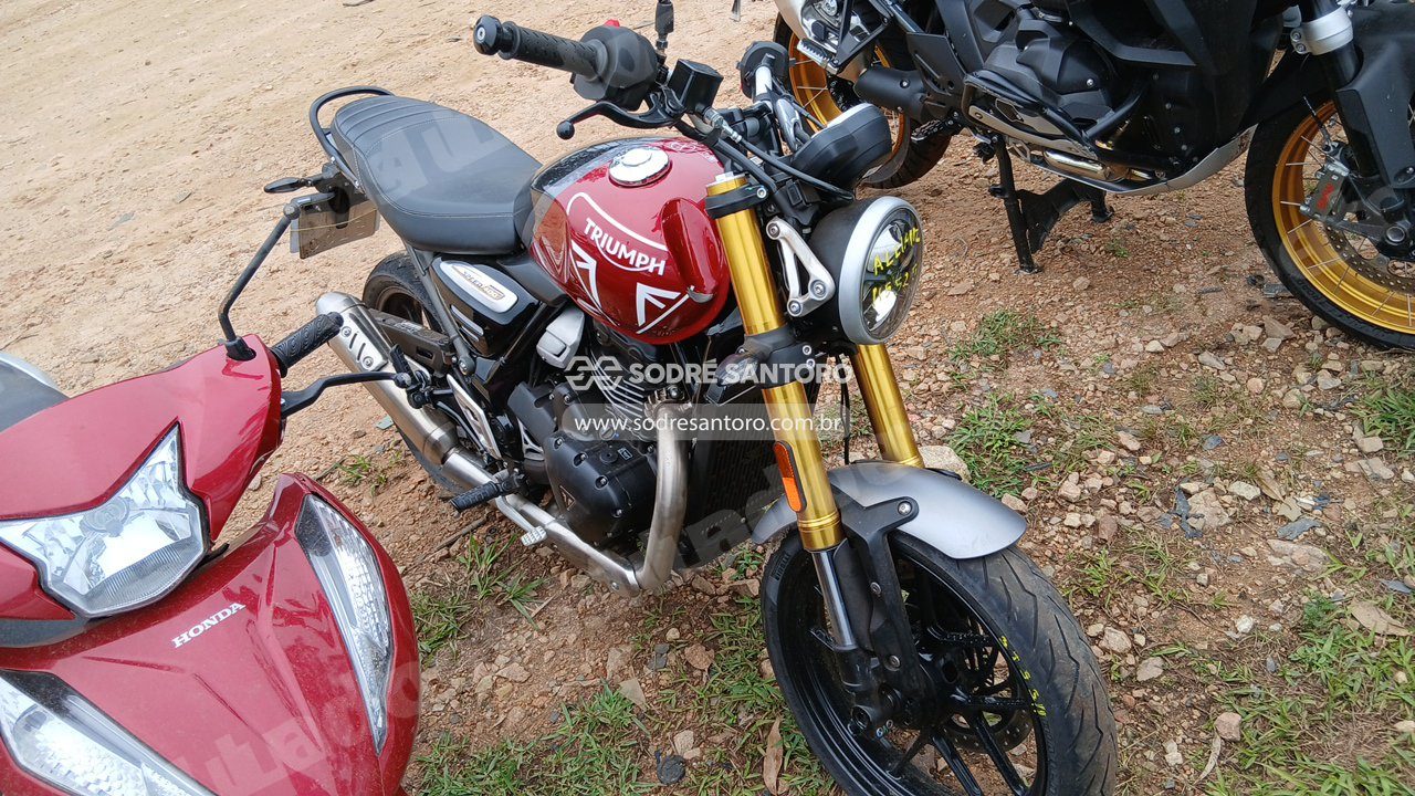 Triumph Speed 400 2025 em leilao em São José dos Pinhais/PR