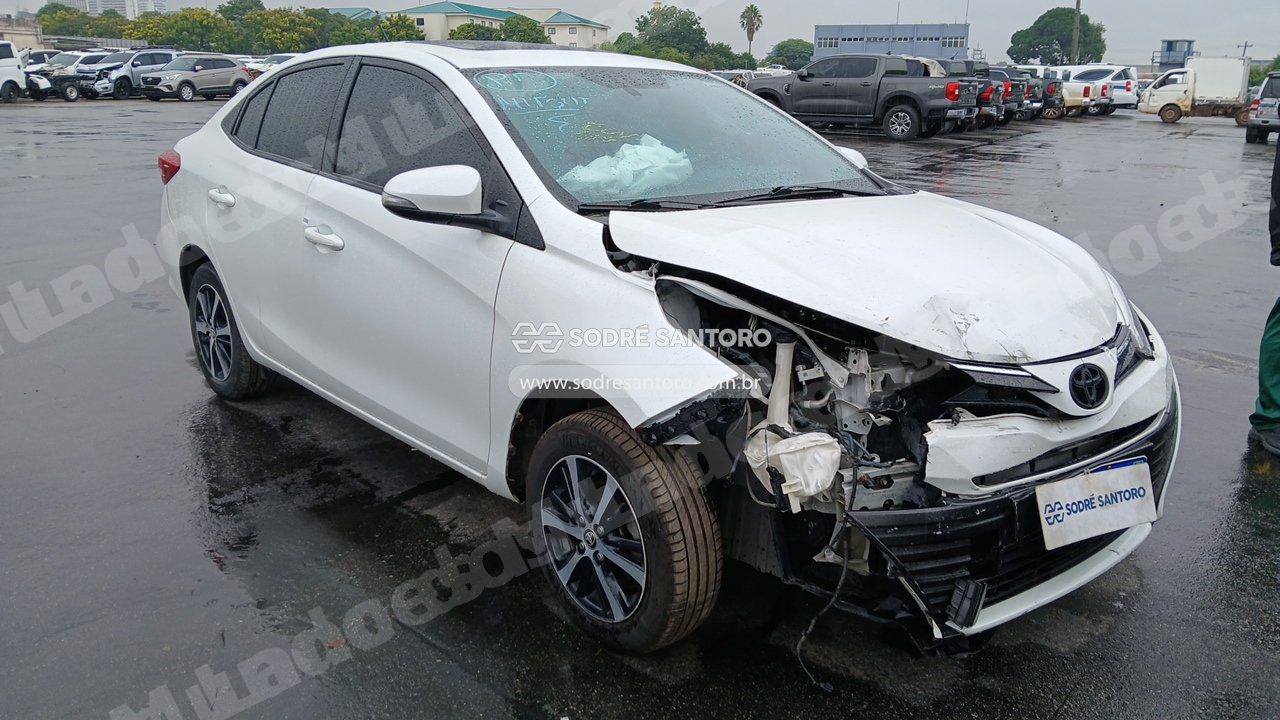 Toyota Yaris Sa Xls 2021 em leilao em Brasil