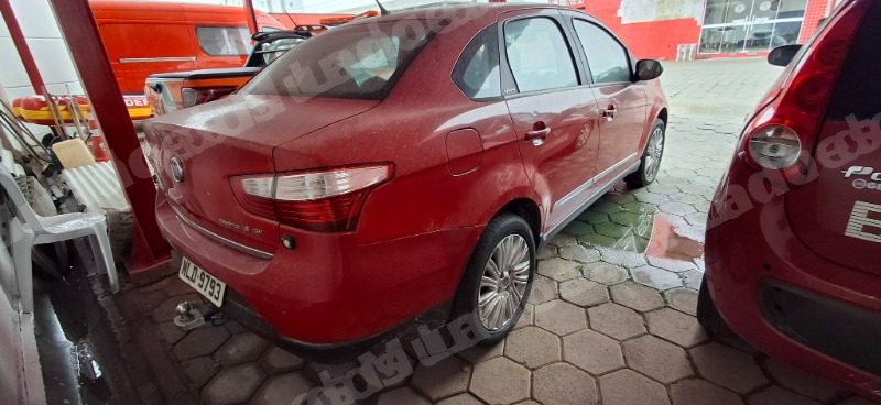 Fiat 2013 em leilao em Camboriú/SC