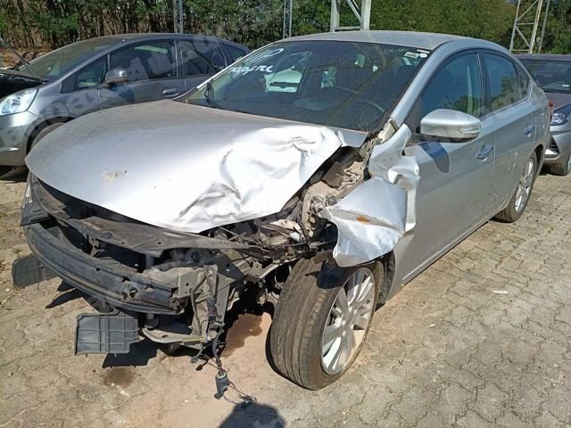Nissan 2014 em leilao em Brasil