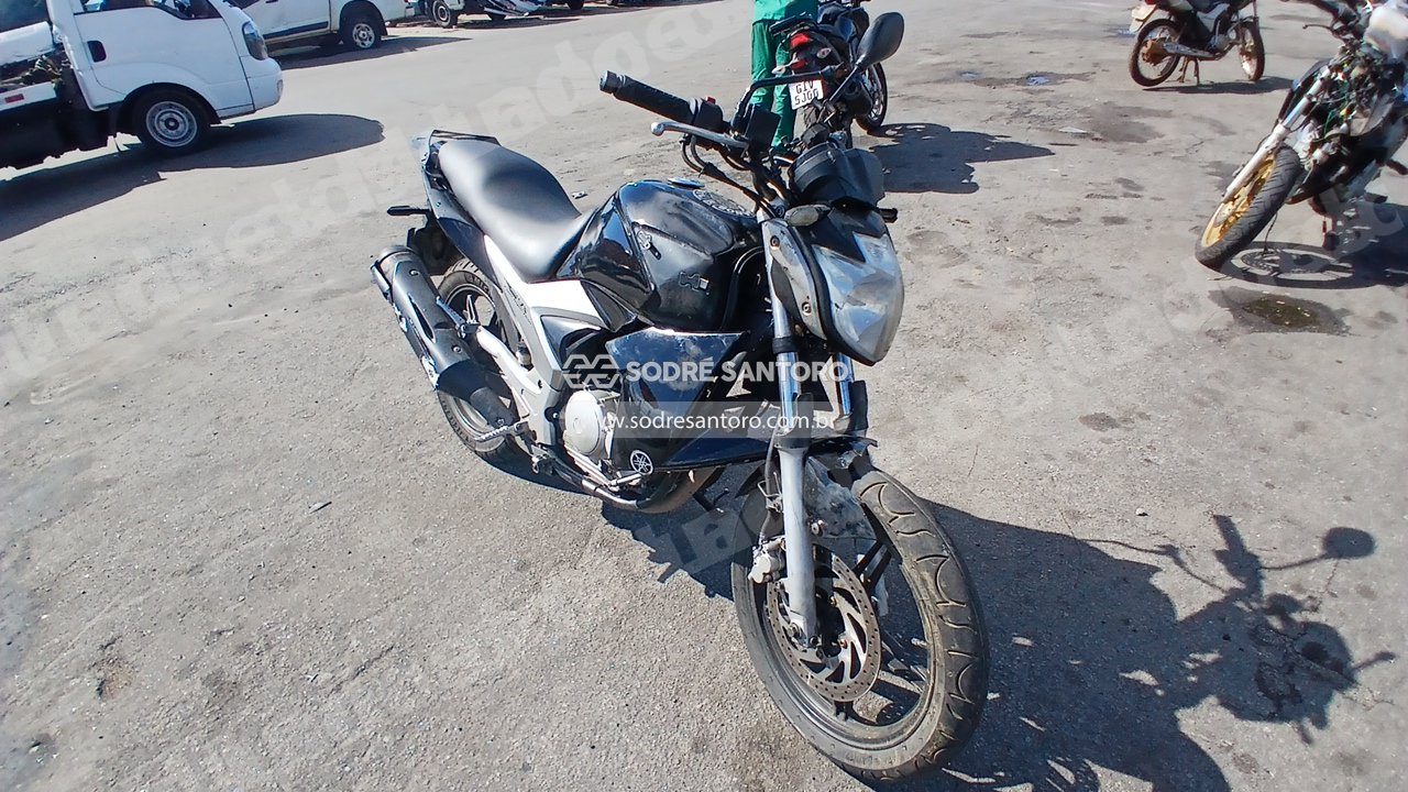 Yamaha Fazer Ys 250 2013 em leilao em Brasil