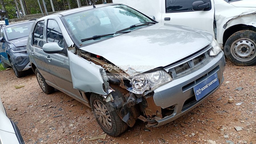 Fiat Palio Fire 2015 em leilão em São José dos Pinhais/PR - Lote 2