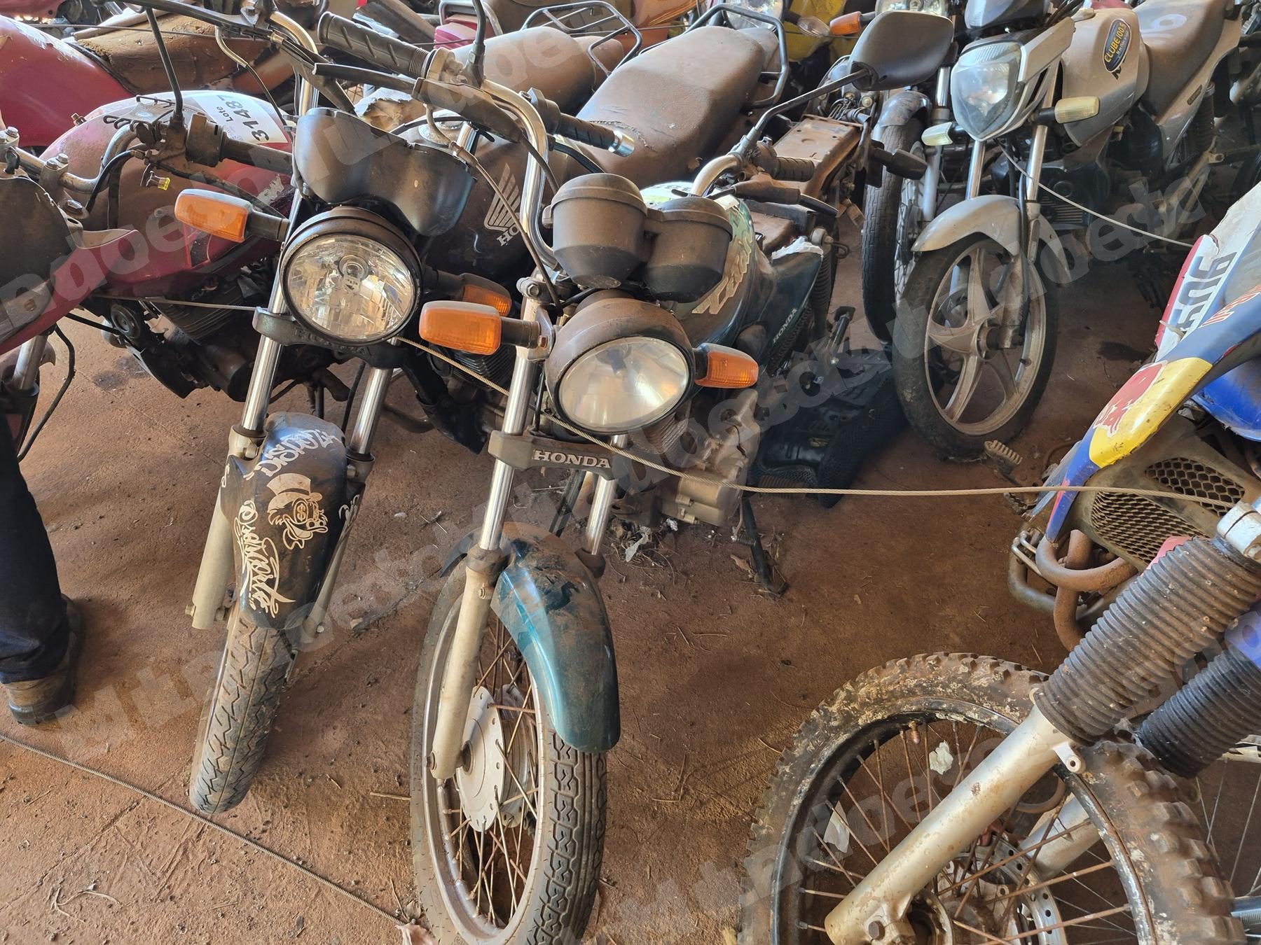 Honda em leilao em Brasil