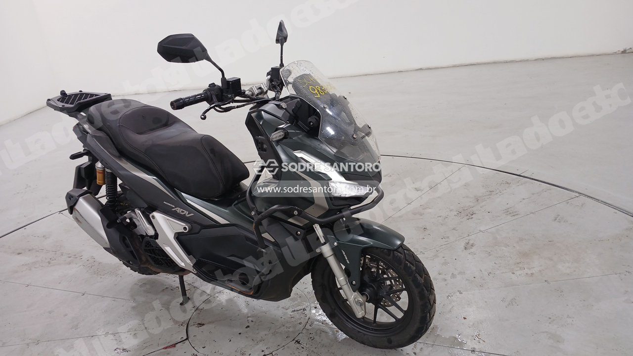 Honda Adv 150 2024 em leilão em Brasil