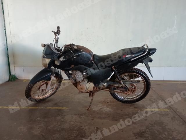 Honda 2014 em leilao em Brasil - Lote 3