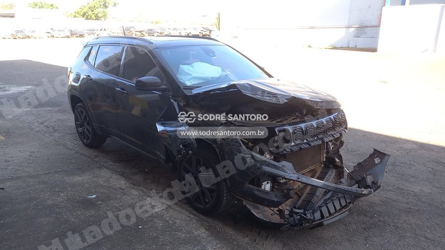 Jeep Compass Serie S T 2025 em leilão em Bauru/SP
