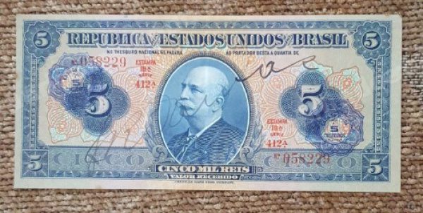 Lote em leilao em Brasil