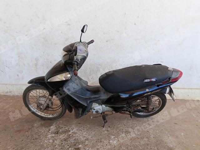 Honda 2011 em leilao em Brasil - Lote 2
