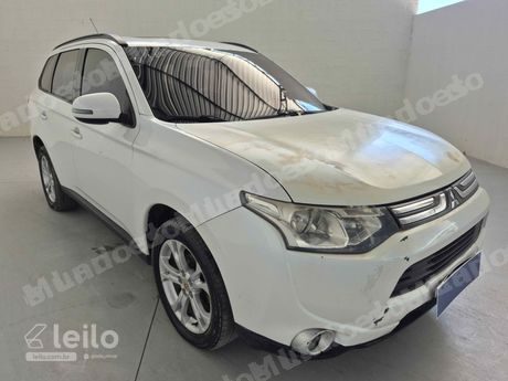 Mitsubishi Outlander em leilão em Eusébio/CE