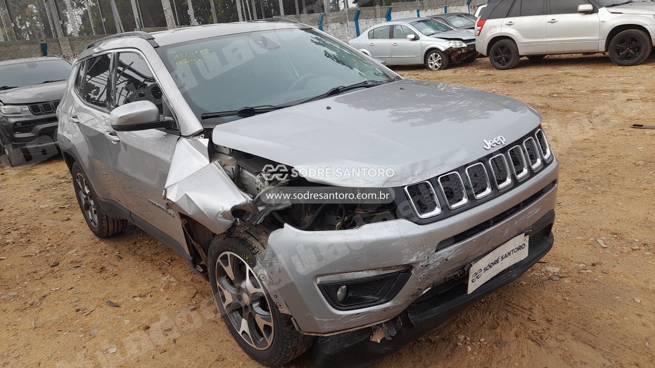 Jeep em leilao em São José dos Pinhais/PR