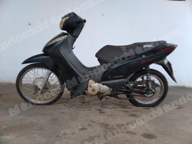 Honda em leilao em Brasil
