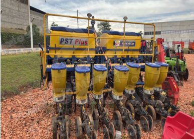 Máquina agrícola 2021 em leilão em Jaú/SP