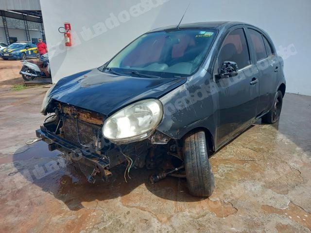Nissan em leilao em Brasil