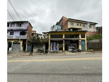 Casa em leilão em Itapecerica da Serra/SP