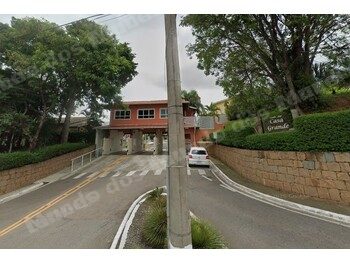 Casa em leilao em Louveira/SP