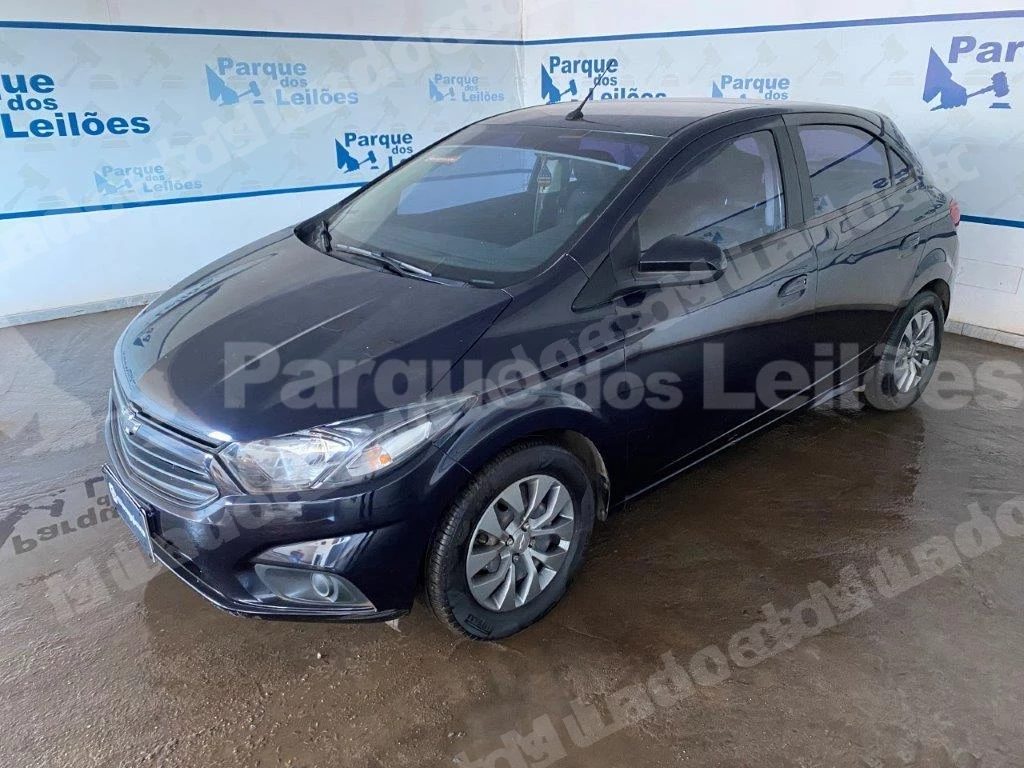 Onix 2021 em leilão em Brasil