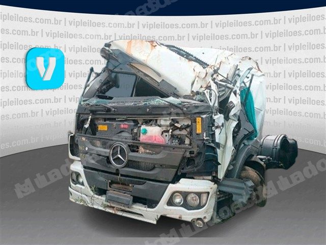 Mercedes 2023 em leilão em Brasil