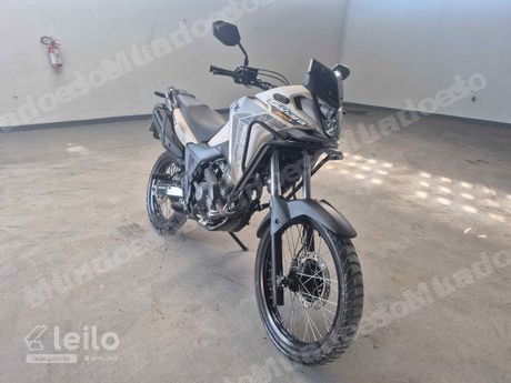Honda Xre em leilão em Candeias/BA