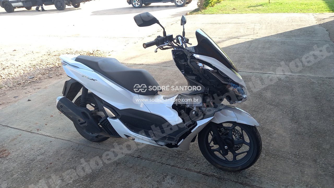Honda em leilao em Cesário Lange/SP
