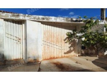 Imovel de 194 m2 em leilao em Irecê/BA