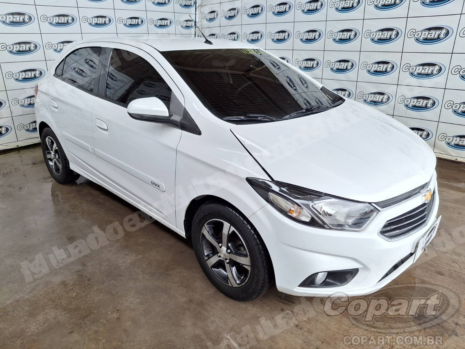Lote em leilao em Candeias/BA