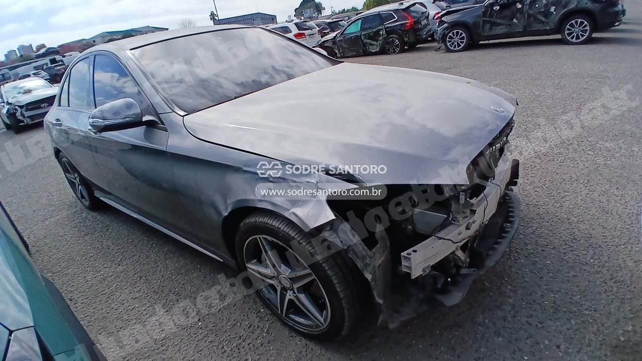 Mercedes-Benz C250 2015 em leilao em Brasil