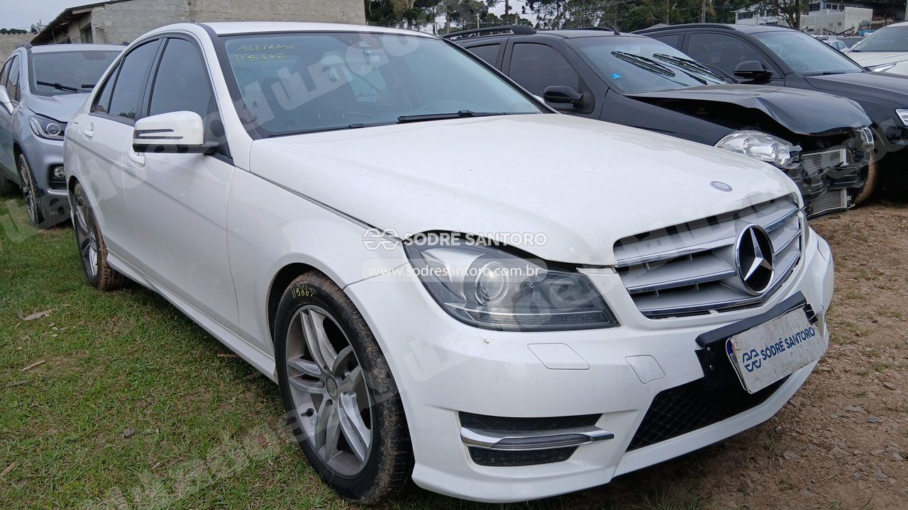 Mercedes-Benz C180Turbo 2014 em leilão em São José dos Pinhais/PR