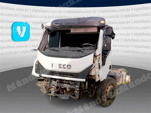 Iveco 2022 em leilao em Brasil