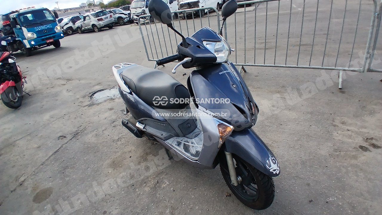 Honda em leilao em Brasil