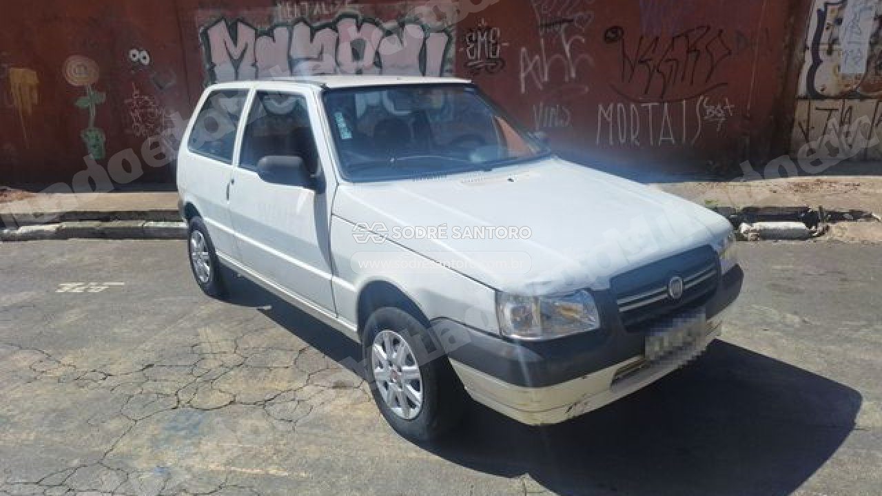 Fiat Uno Mille Economy 2012 em leilao em Guarulhos/SP
