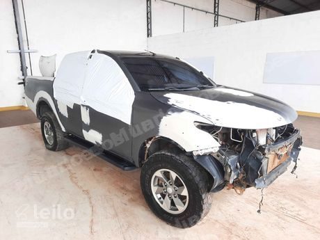 Mitsubishi em leilao em Benevides/PA
