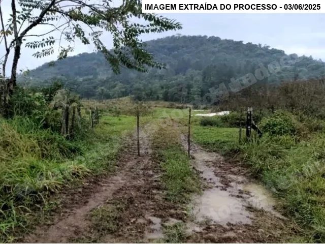 Terreno em leilão em Guaraqueçaba/PR