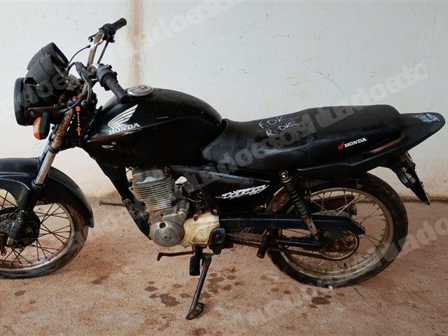 Honda 2006 em leilao em Brasil - Lote 3