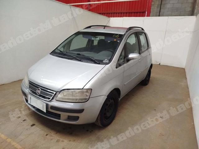 Fiat 2010 em leilão em Brasil