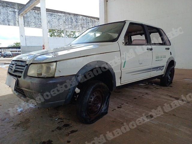 Fiat Uno 2009 em leilão em Brasil
