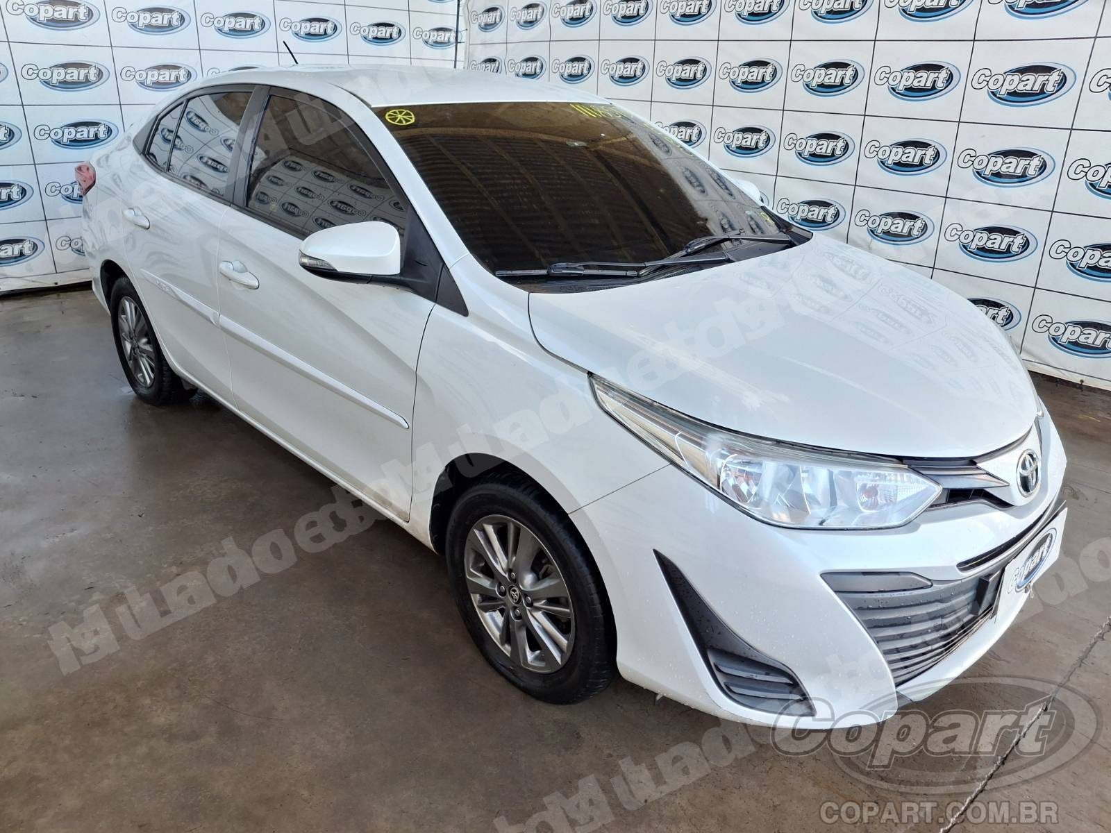Lote em leilao em Candeias/BA