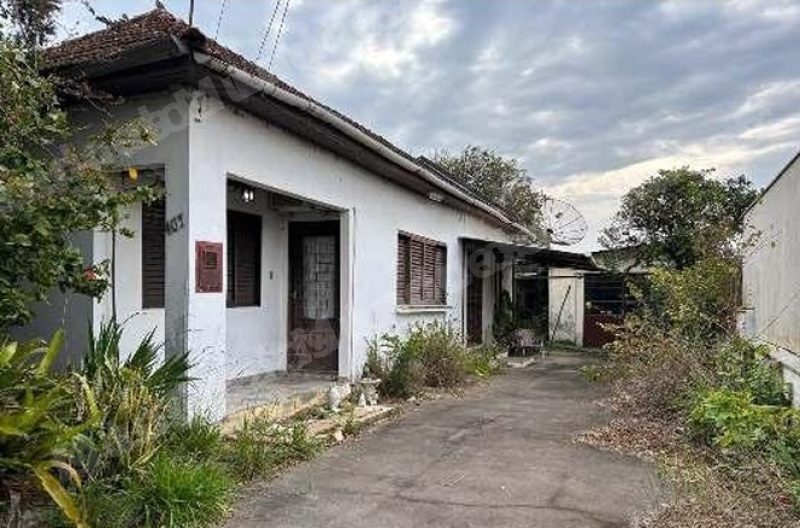 Casa em leilao em Brasil