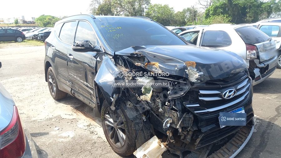 Hyundai Santa Fe V6 2018 em leilão em Monte Mor/SP