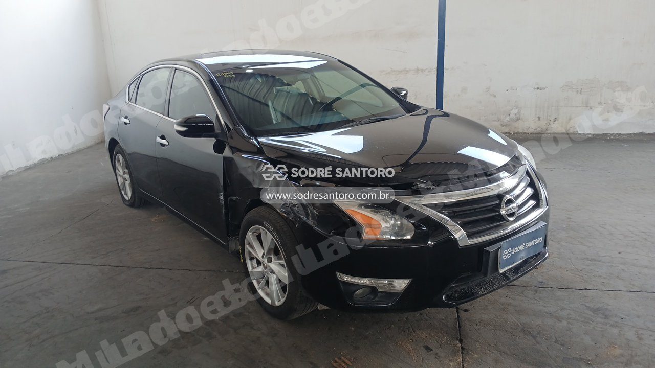 Nissan em leilao em Caçapava/SP