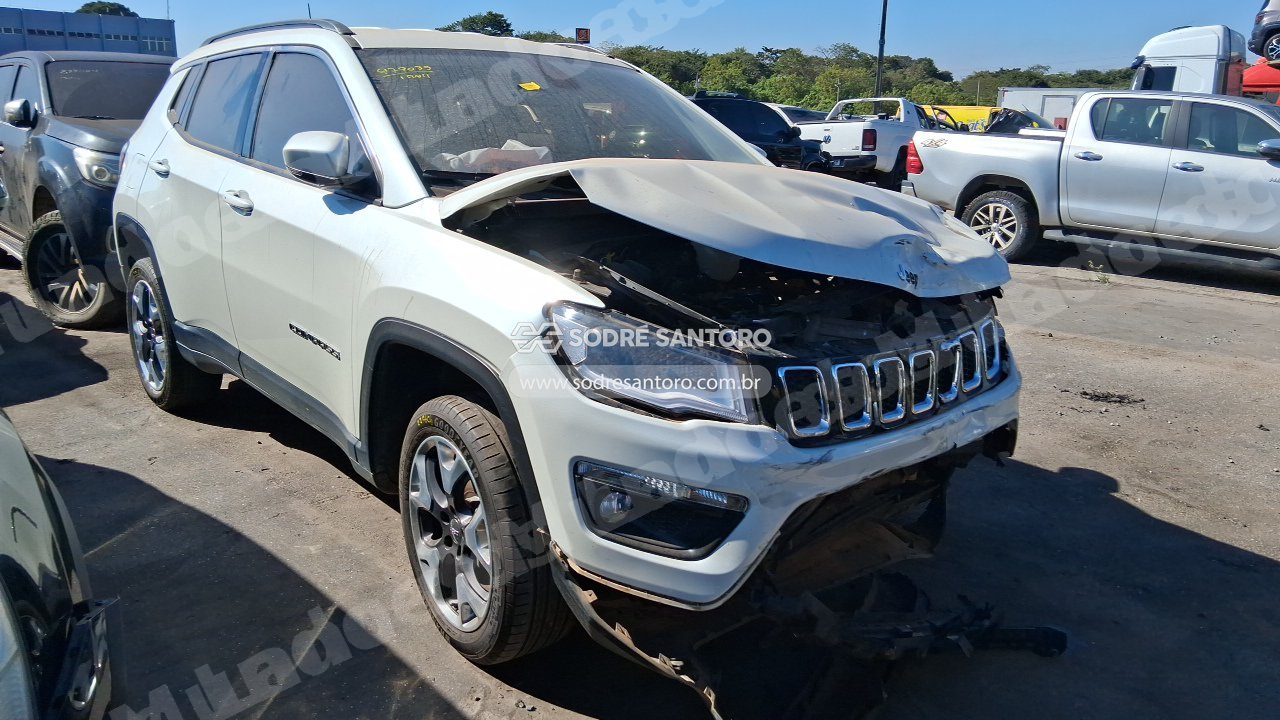 Jeep em leilao em Brasil