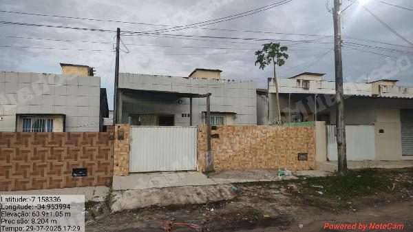 Casa em leilao em A/PB