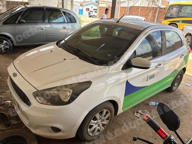 Ford em leilao em Brasil