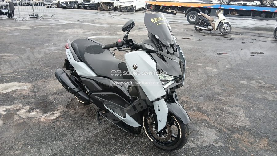 Yamaha Xmax 300 2026 em leilão em Guarulhos/SP