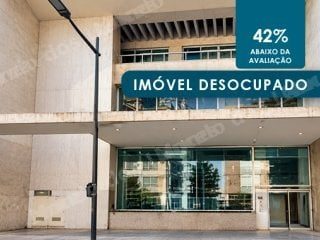 Imóvel de 2700 m2 em leilão em Porto Alegre/RS