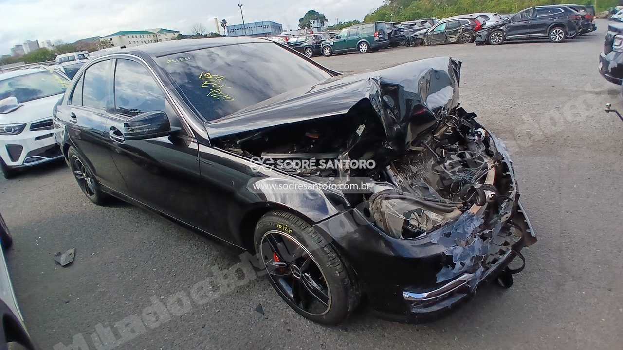Mercedes-Benz C180 Turbo 2013 em leilão em Brasil