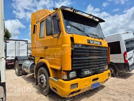 Scania R-113 em leilao em Eusébio/CE