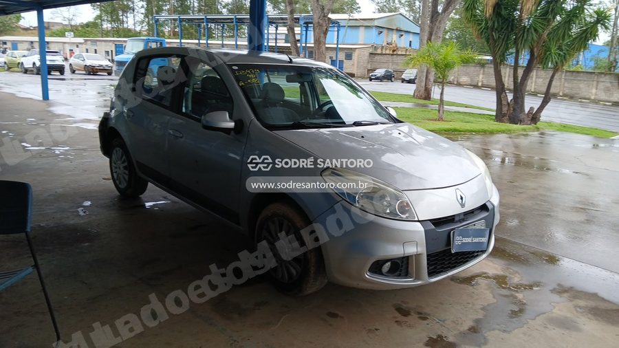 Renault Sandero 2013 em leilão em Monte Mor/SP